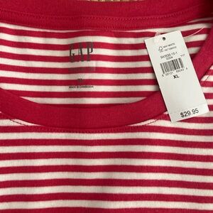 GAP Red and White Striped Crew Neck Tee